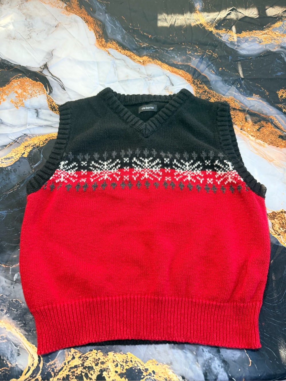 Claiborne sweater vest size 4/4T kids